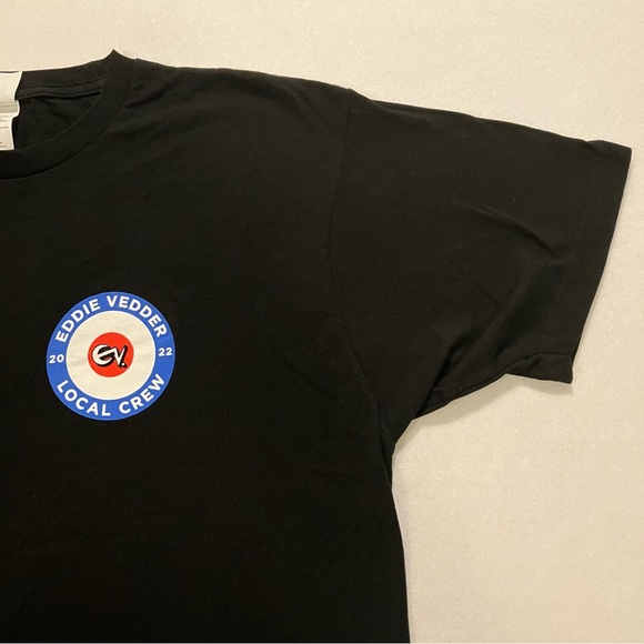 Eddie Vedder • Local Crew T-shirt - Picture 4 of 14